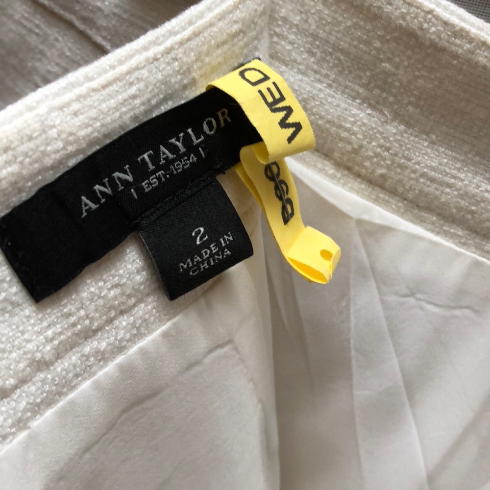 Ann Taylor pencil skirt size 2